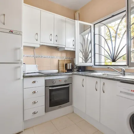 Ayma Lauro Golf 12 Apartment *